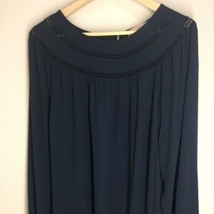 LOFT PLUS Solid Blue Long Sleeve Sheer Blouse